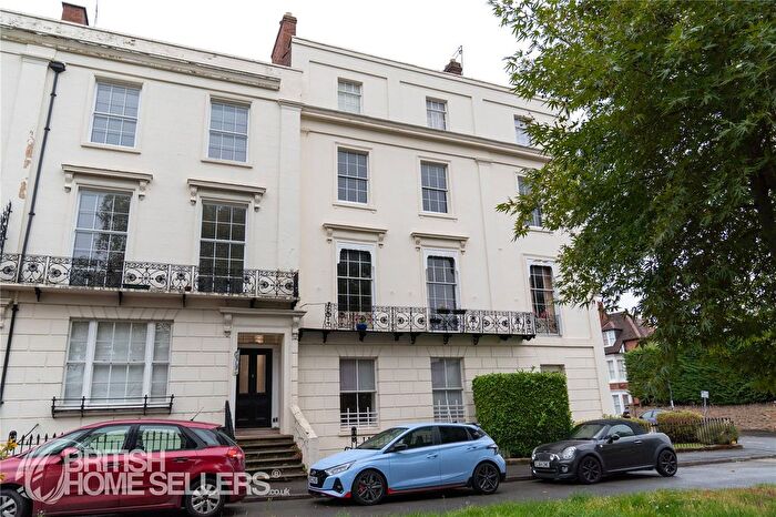 1 Bedroom Flat For Sale In Bertie Terrace, Warwick Place, Leamington Spa, Warwickshire, CV32