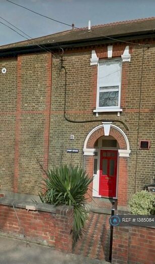 1 Bedroom Flat To Rent In Pump House, Corringham, Stanford-Le-Hope, SS17