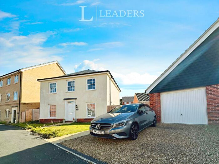 4 Bedroom Detached House To Rent In Overstrand Way, Norwich, NR7