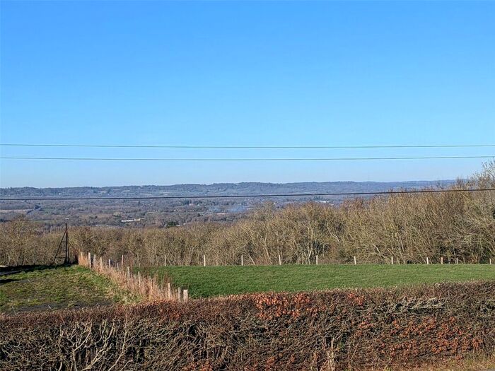 4 Bedroom Semi-Detached House For Sale In Bidborough Ridge, Bidborough, Tunbridge Wells, Kent, TN3