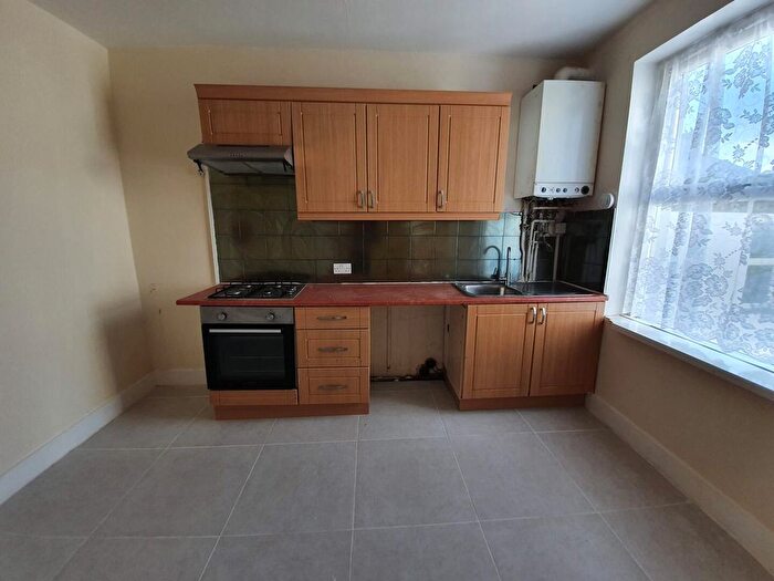 1 Bedroom Flat To Rent In Granville Road, London, N22