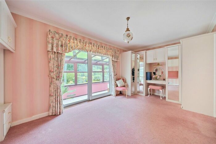 2 Bedroom Bungalow For Sale In Sea Road, Carlyon Bay, St. Austell, Cornwall, PL25