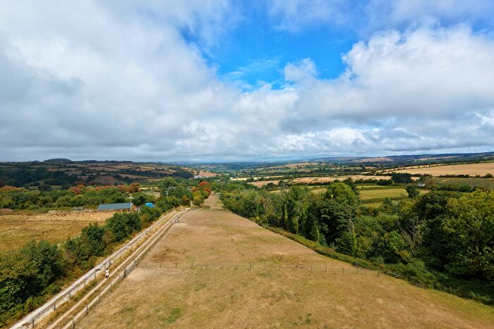 3 Bedroom Smallholding For Sale In Hafod Y Wennol, Pencader, SA39