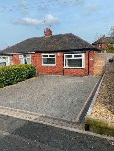 2 Bedroom Bungalow To Rent In Dividy Road, Bentilee, Stoke-On-Trent, ST2