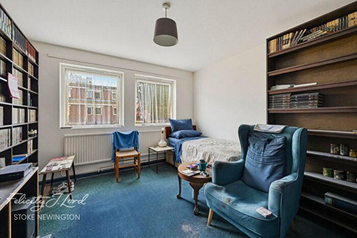 2 Bedroom Terraced House For Sale In Victorian Grove, London, N16