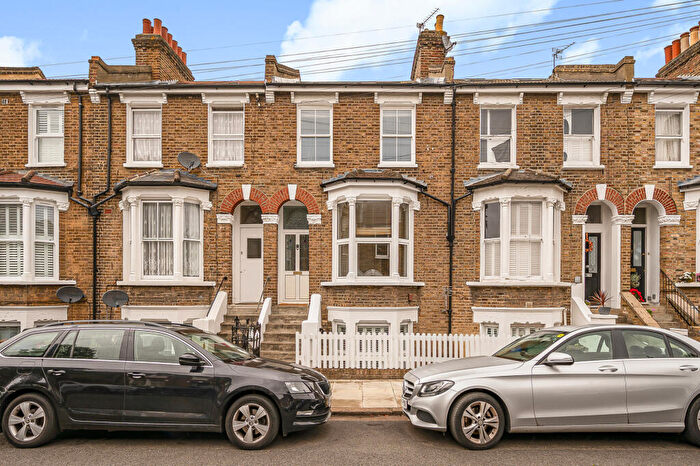 1 Bedroom Flat To Rent In Rodwell Road, London, SE22