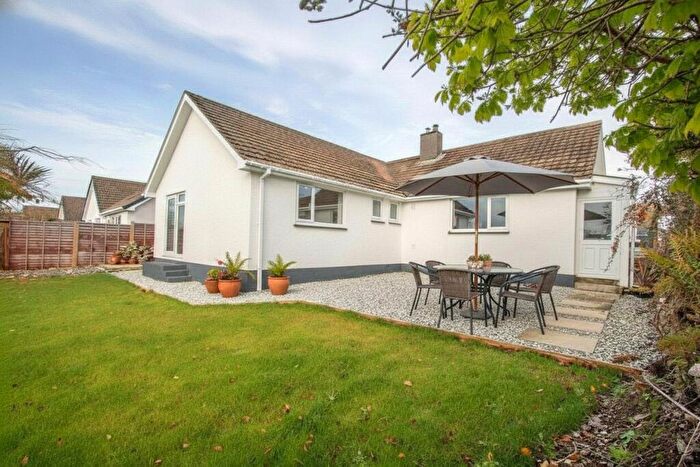 4 Bedroom Bungalow For Sale In Yelverton, Devon, PL20