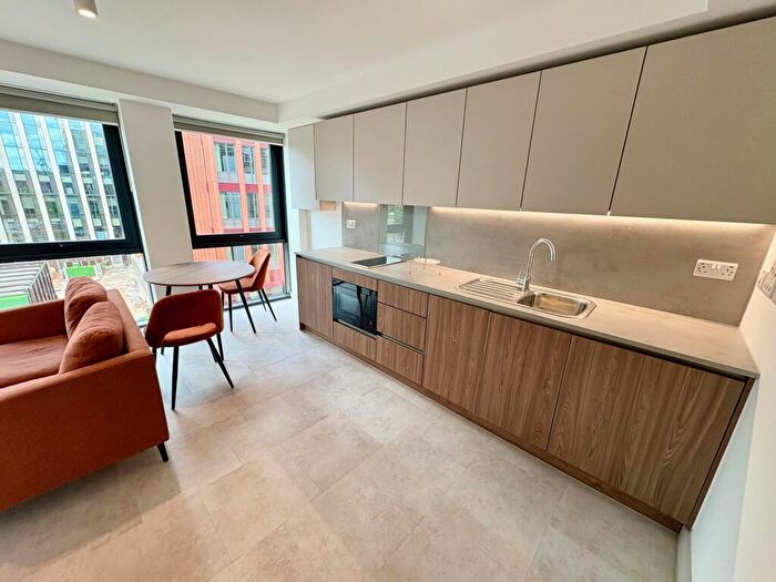 Apartment To Rent In Paradise Street, Birmingham, B1