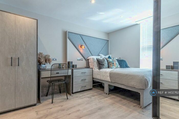 6 Bedroom Terraced House To Rent In Cranborne Road, Liverpool, L15