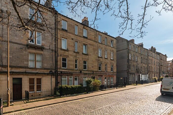 1 Bedroom Flat For Sale In / (), Dickson Street, Edinburgh, EH6