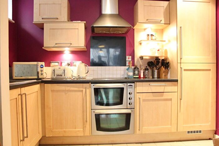 2 Bedroom Apartment To Rent In High Street, Manchester, M4