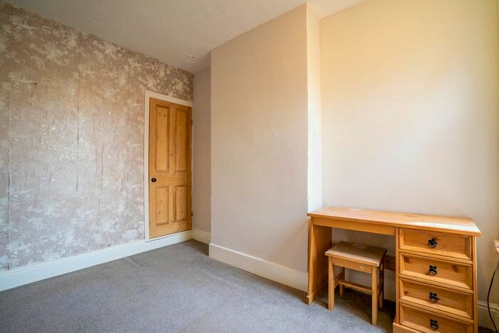 2 Bedroom Property To Rent In Western Road, Leicester, LE3