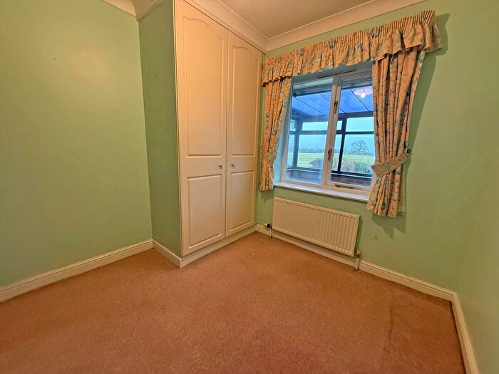 3 Bedroom Detached Bungalow For Sale In Carr Lane, East Ayton, Scarborough, YO13
