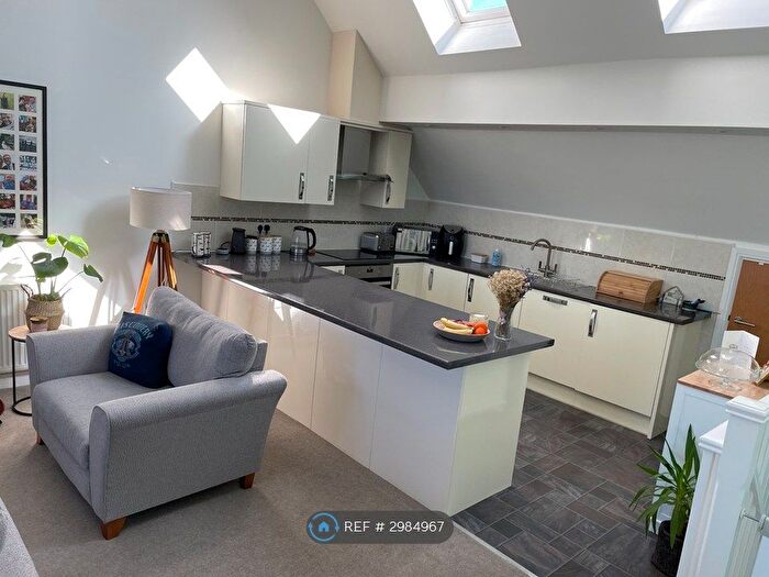 3 Bedroom End Of Terrace House To Rent In Lister Road, Sheffield, S6