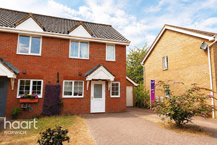 2 Bedroom Semi-Detached House To Rent In Thistle Close, Norwich, NR5