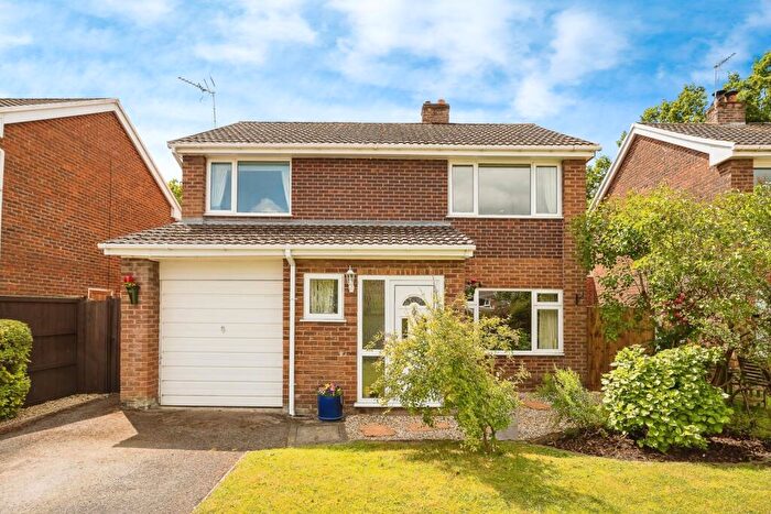 4 Bedroom Detached House For Sale In Deans Way, Chester, Cheshire, CH4