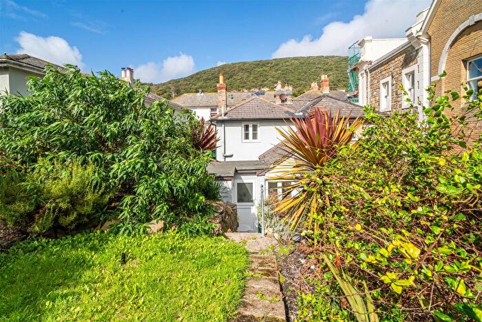 2 Bedroom End Of Terrace House For Sale In Charming Cottage- Albert Street, Ventnor, PO38