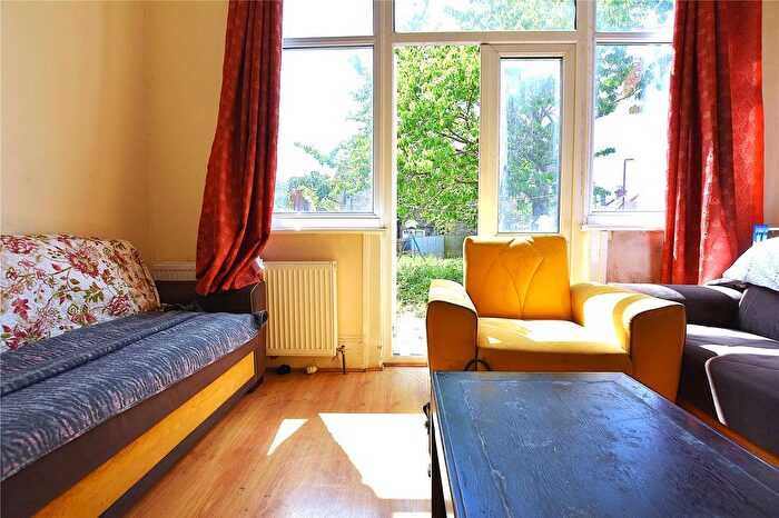 1 Bedroom Flat To Rent In London Road, Thornton Heath, CR7
