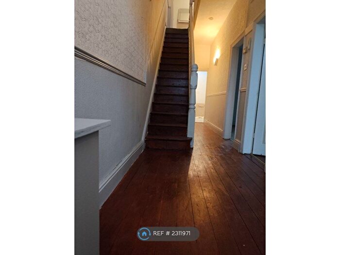 3 Bedroom Terraced House To Rent In Chauncy Road, Manchester, M40