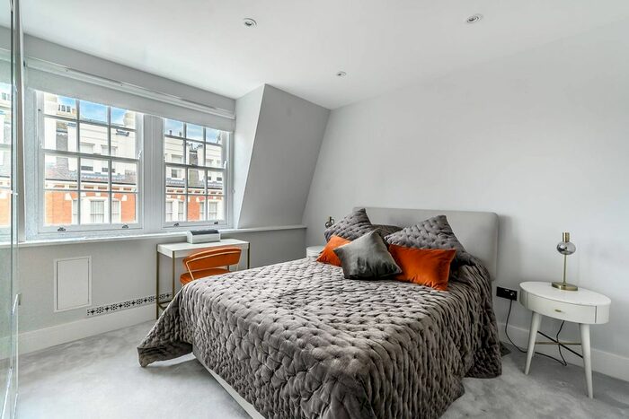 1 Bedroom Flat To Rent In D'oyley Street, Belgravia, London, SW1X