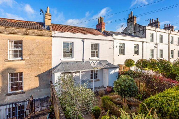 4 Bedroom Terraced House To Rent In Richmond Place Bath, BA1