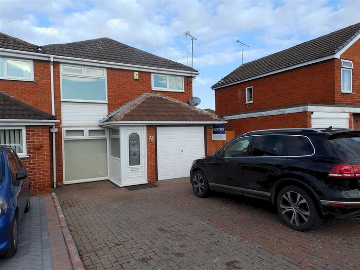 3 Bedroom Semi-Detached House To Rent In Alvanley View, Elton, Chester, CH2