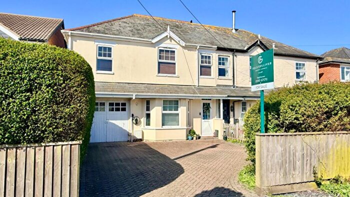 3 Bedroom Semi Detached House For Sale In Ashley Lane, Hordle, Lymington, SO41