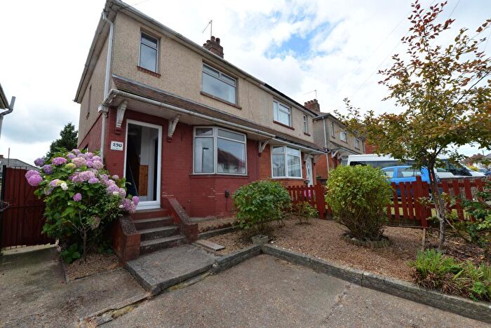 3 Bedroom Semi-Detached House To Rent In Honeysuckle Road, Southampton, SO16