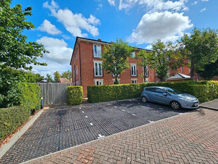 1 Bedroom Flat For Sale In Boundary Walk, Knowle, PO17