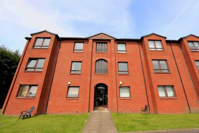 2 Bedroom Flat To Rent In Sandbank Crescent, Glasgow, G20