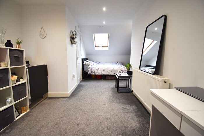 Barn Conversion To Rent In Brays Lane, Stoke, Coventry, CV2