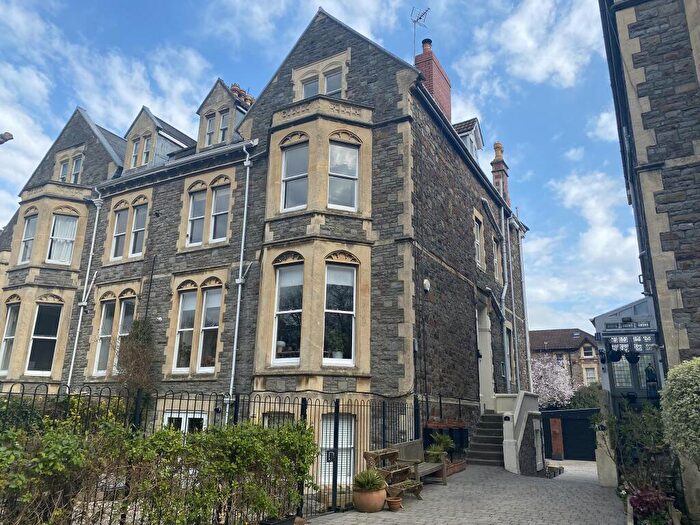 2 Bedroom Flat To Rent In Durdham Park, Redland, Bristol, BS6