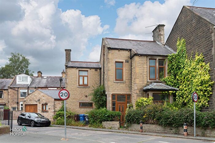 3 Bedroom End Of Terrace House For Sale In Albert Terrace, Barrowford, BB9