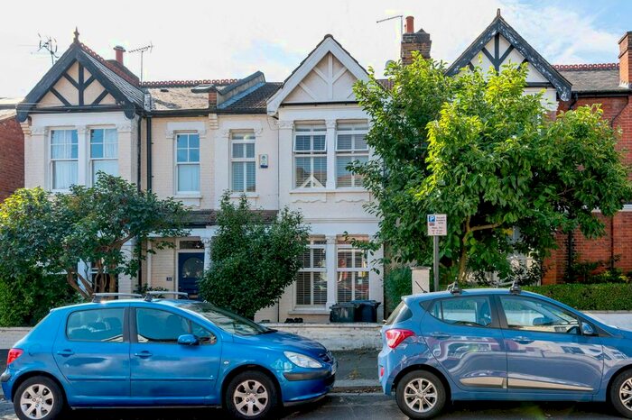 3 Bedroom Property To Rent In Shalimar Gardens, Acton, London, W3