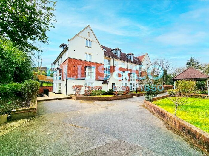 2 Bedroom Flat To Rent In Blake House, Cottage Close, Harrow, HA2