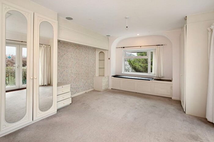 2 Bedroom Bungalow For Sale In Southdowns Road, Dawlish, EX7