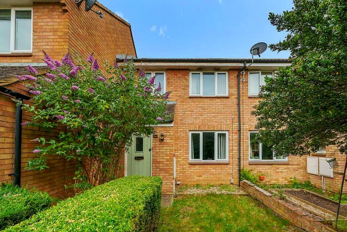 3 Bedroom Terraced House To Rent In Yarnton, Oxfordshire, OX5