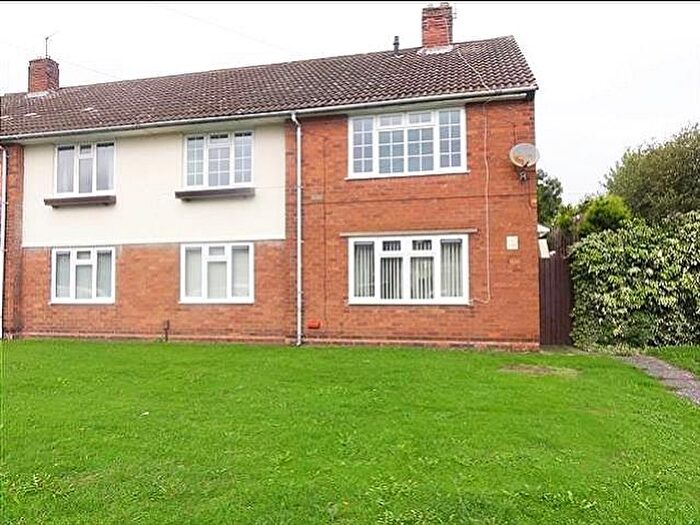 2 Bedroom Maisonette To Rent In Hilton Road, Wolverhampton, West Midlands, WV4