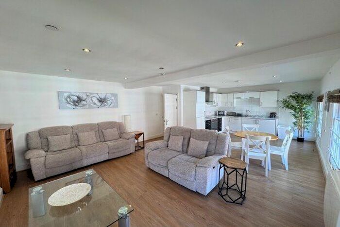 2 Bedroom Flat To Rent In Regent Street, Nottingham, NG1