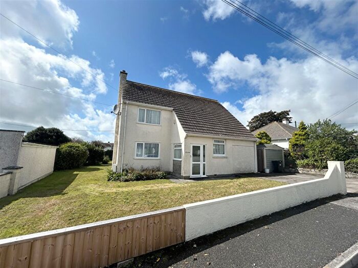 3 Bedroom Detached House For Sale In Turnpike, Helston, TR13