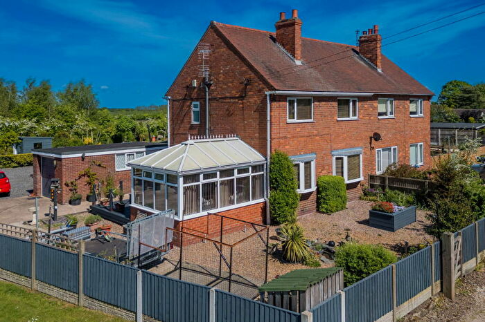 3 Bedroom Semi-Detached House For Sale In Main Road, Newsholme, DN14