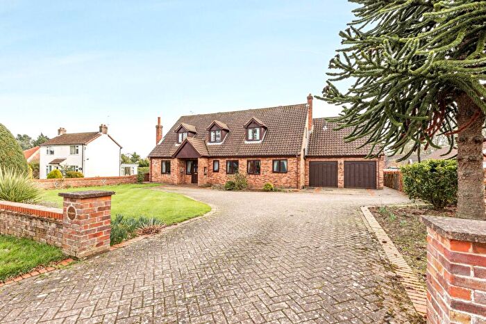 4 Bedroom Chalet For Sale In Individually Built Family Home In Beetley, NR20