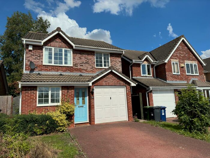 3 Bedroom Detached House To Rent In Peaks Court, Huntingdon, PE29