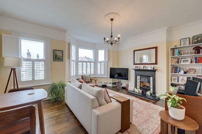 2 Bedroom Flat For Sale In Kilmorie Road, Forest Hill, SE23
