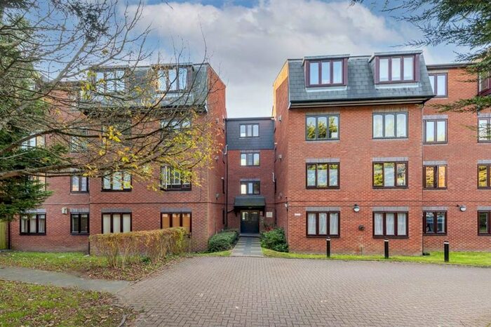 1 Bedroom Flat To Rent In Burnt Ash Hill, London, SE12