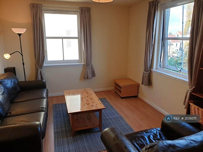 2 Bedroom Flat To Rent In Millhill Wynd, Musselburgh, EH21