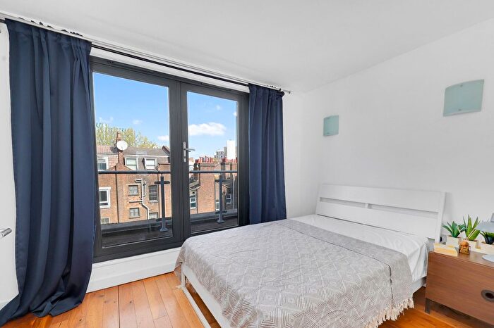 2 Bedroom Flat To Rent In Acton Street, London, WC1X
