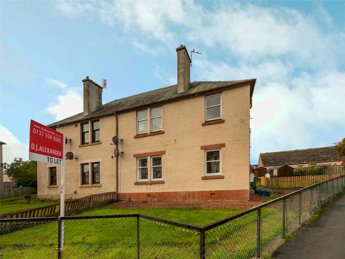 2 Bedroom Flat To Rent In Winton Park, Cockenzie, Prestonpans, East Lothian, EH32