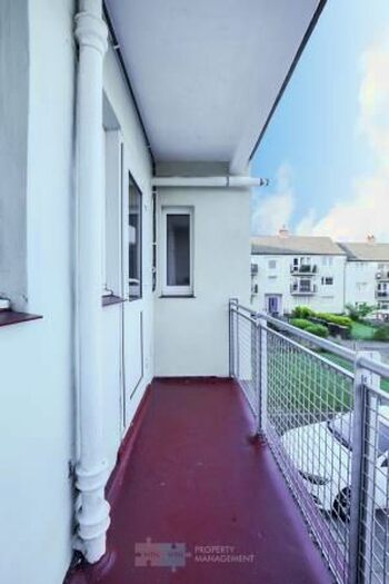 2 Bedroom Flat To Rent In Telford Drive, Edinburgh, EH4