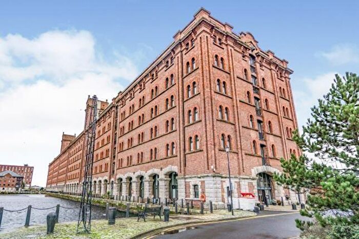 2 Bedroom Apartment To Rent In Waterloo Warehouse, L3